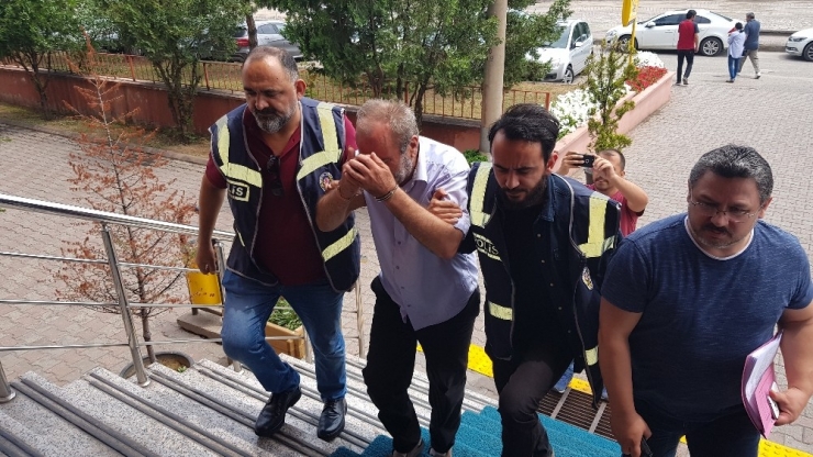 Evlat Katili Baba, Cinayetten Ve Uyuşturucu Madde Yetiştirmekten Adliyeye Sevk Edildi