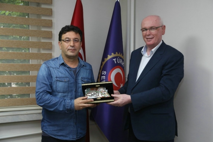 Kazım Kurt’tan Türk Harb-iş’e Hayırlı Olsun Ziyareti