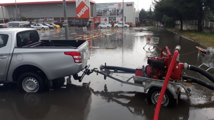 Büyükşehir Sel İçin Teyakkuzda