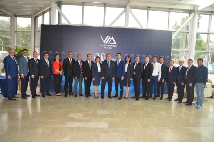 Vergi Müfettişleri Derneği Başkanını Seçti