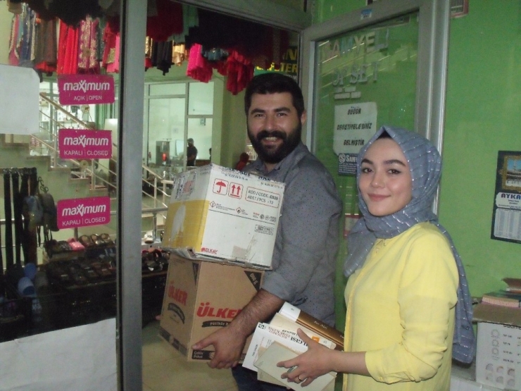 Gazetecinin Kitap Kampanyasına Denizli’den Büyük Destek