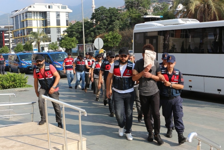 Alanya’da Uyuşturucu Operasyonu: 9 Şüpheli Adliyede
