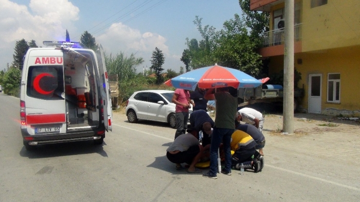 Enerji Hattı Çeken İşçi Direkten Düştü