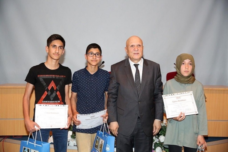 Bayburt Matematik Atölyesi Sertifika Töreni Düzenlendi