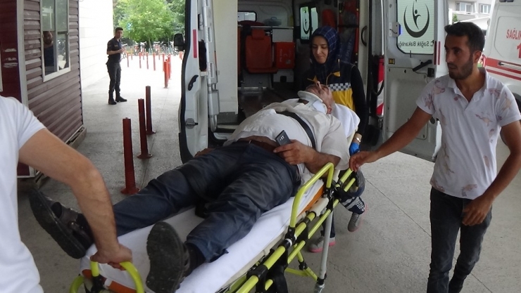 Yola Dökülen Mazot Kazaya Sebep Oldu