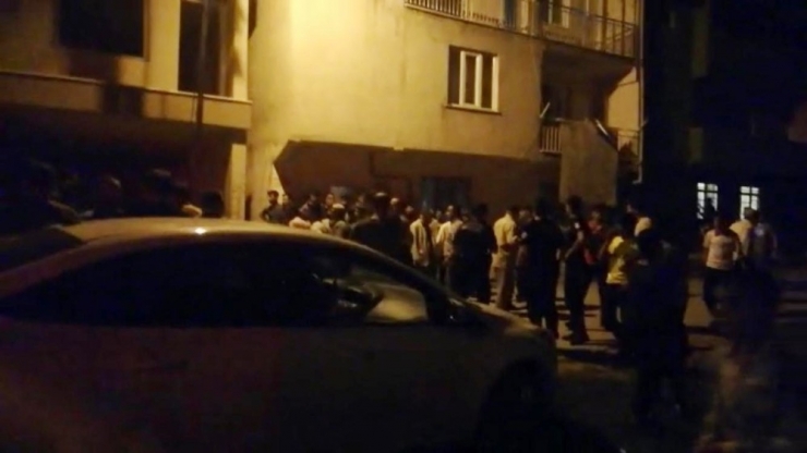 Önce Çocuklar Ardından Aileleri Kavga Etti