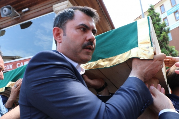 Araklı’da Yaşanan Sel Ve Heyelanda Hayatını Kaybenler Bugün Toprağa Veriliyor