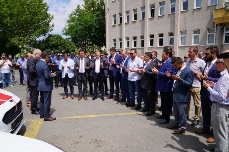 Belediyeden Emniyete 11 Araç Tahsis Edildi