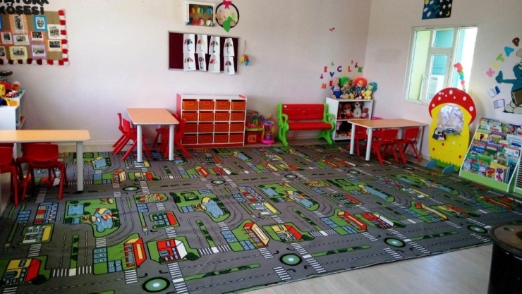 Lice’de ‘Anasınıflarımız Yenileniyor Geleceğimiz Güçleniyor’ Projesi Tamamlandı