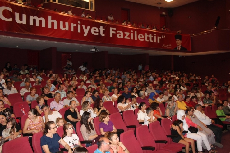 “Akademiden Sanat” Öğrencilerinden Unutulmaz Bir Gece