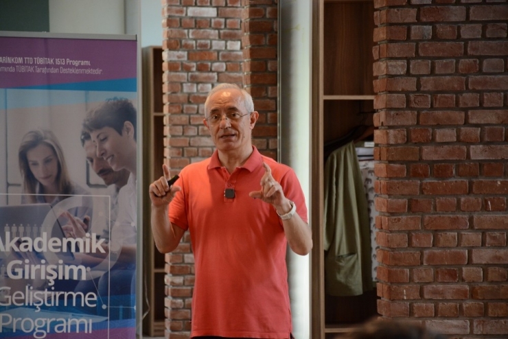 Arinkom’dan “Sosyal Bilimlerde Fikri Haklar Mümkündür” Konferansı