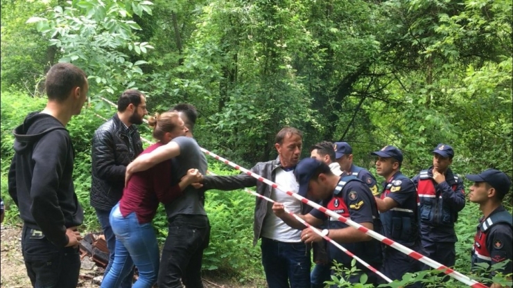 Küçük İsa’nın Ölümü Ailesini Ve Beldeyi Yasa Boğdu