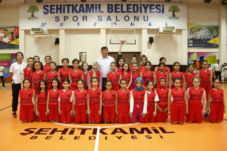Çocuklardan Basketbola Büyük İlgi