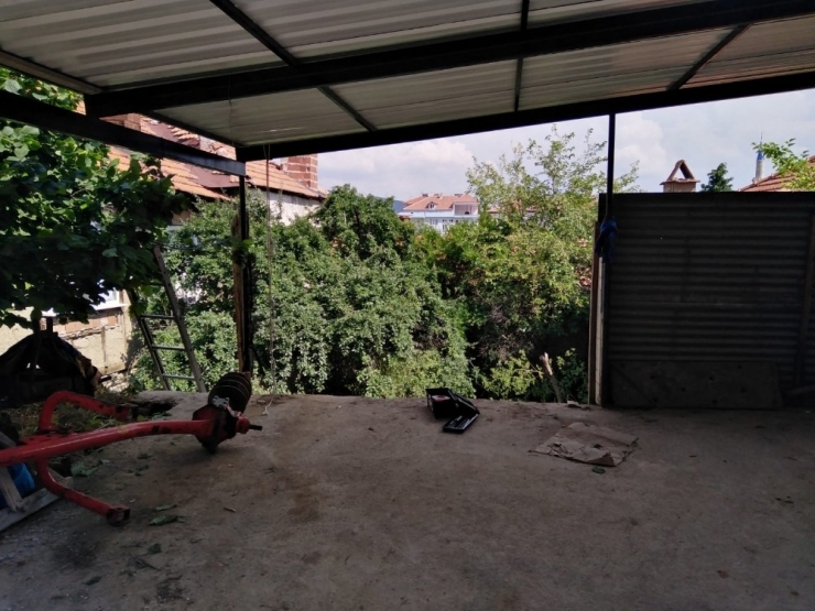 4 Yaşındaki Çocuk Freni Boşalan Traktörün Altında Can Verdi