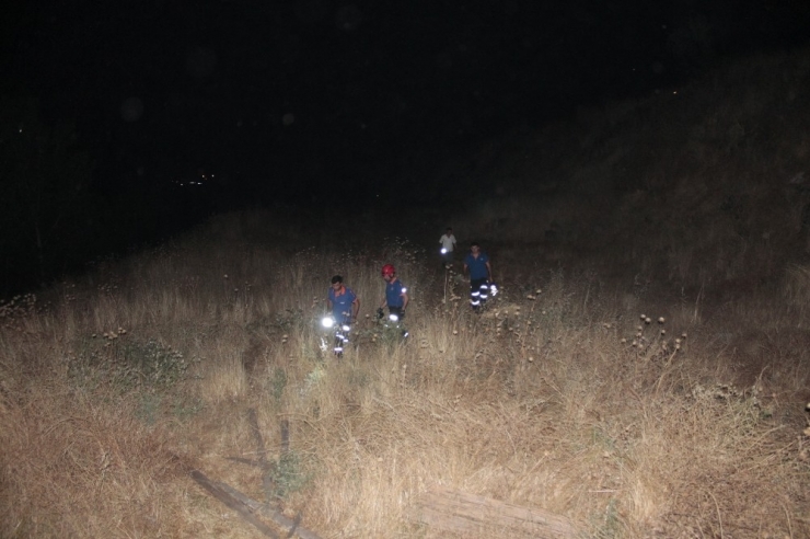 Dicle Nehri’ne Düşen Genci Arama Çalışmalarına Ara Verildi