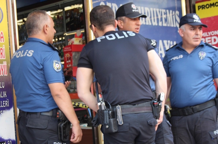 Silahla Oynarken Kendini Vuran Çocuk, Hayatını Kaybetti