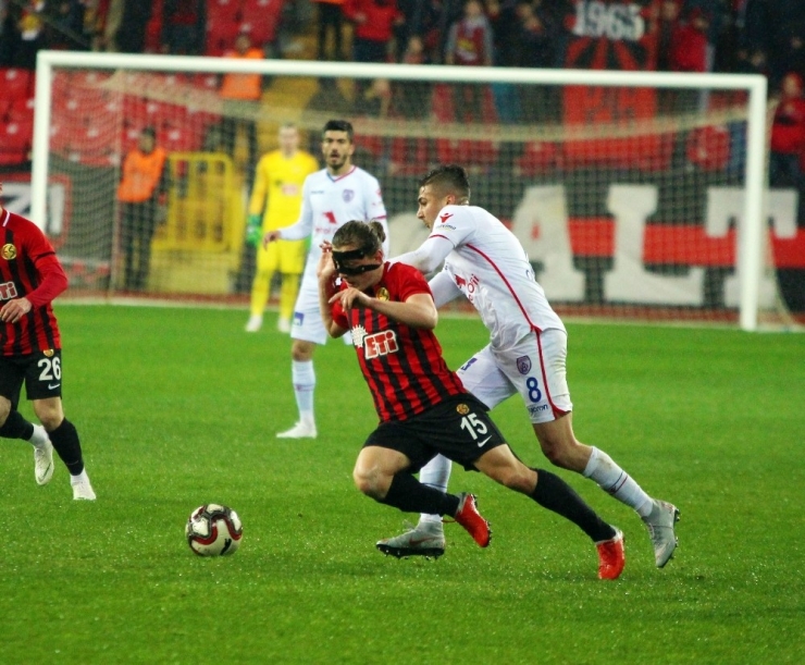 Eskişehirspor’un Gençlerine Talep Çok