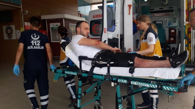 Şarjlı Bisilket Otomobille Çarpıştı: 3 Yaralı