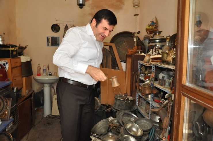 Yarım Asırlık Kalaycı Ustasına Kaymakamdan Vefa