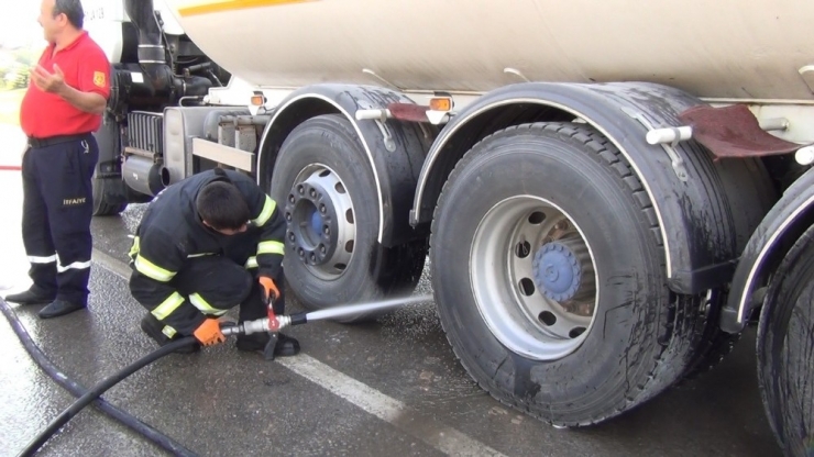 Lpg Yüklü Tankerde Yangın