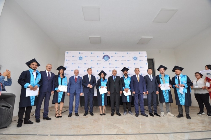 Neü’nün Ereğli Kampüsünde Mezuniyet Ve Açılış Heyecanı Yaşandı