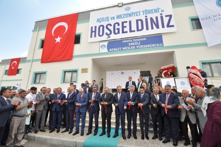 Neü’nün Ereğli Kampüsünde Mezuniyet Ve Açılış Heyecanı Yaşandı