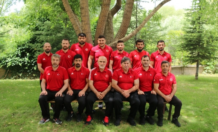 Serbest Güreş Milli Takımı, Avrupa Oyunları’na Hazır