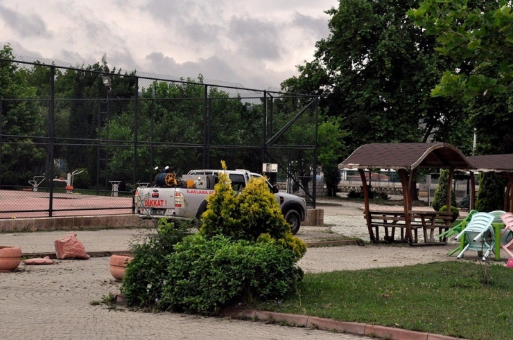 Söğüt’te İlaçlama Çalışmaları Devam Ediyor