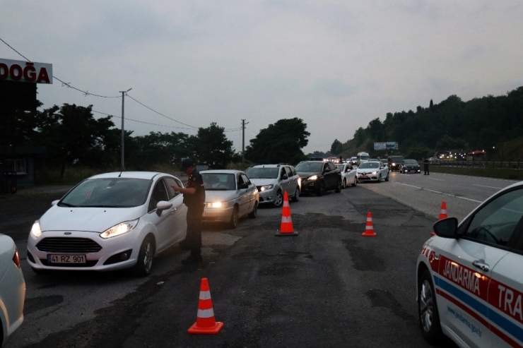 Jandarma D-100’de Kuş Uçurtmuyor