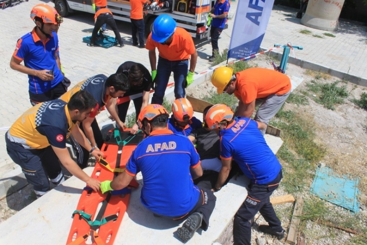 Afad’dan Öğretmenlere Hayat Kurtarma Eğitimi