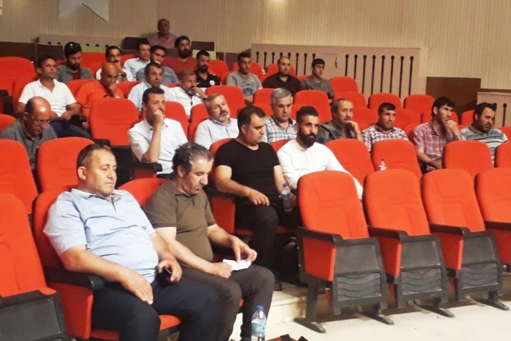 Başkan Çetin, Amatör Spor Kulüplerinin Yöneticileriyle Bir Araya Geldi