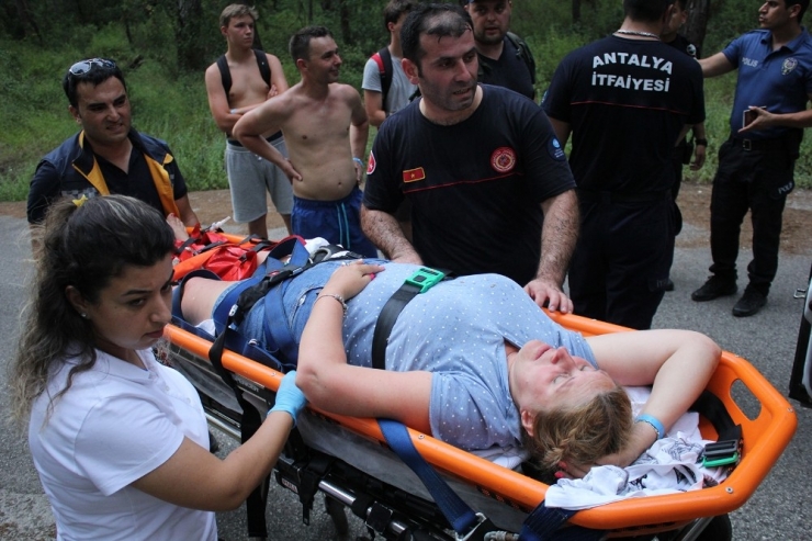 Polonyalı Ailenin Yürüyüş Planı Hastanede Bitti