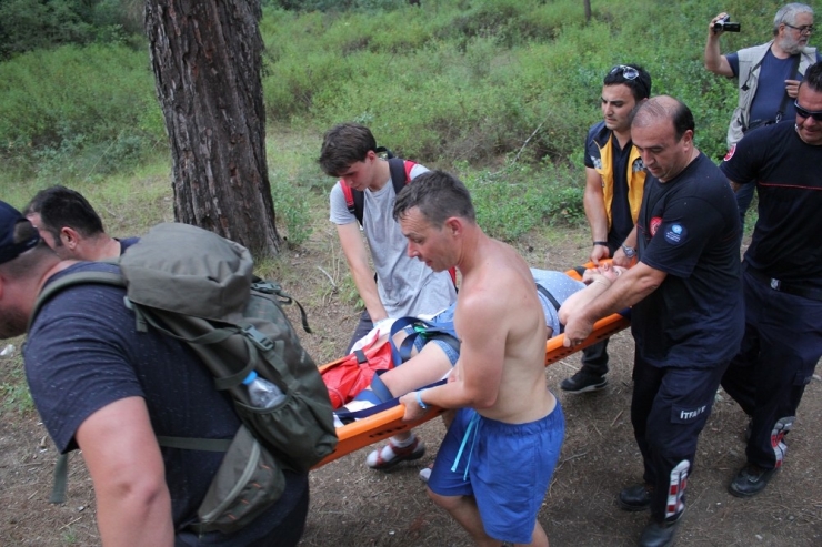 Polonyalı Ailenin Yürüyüş Planı Hastanede Bitti