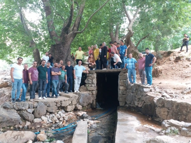 Öğretmen Ve Öğrenciler Doğada Öğrenelim Etkinliği İçin Sason’a Geldi