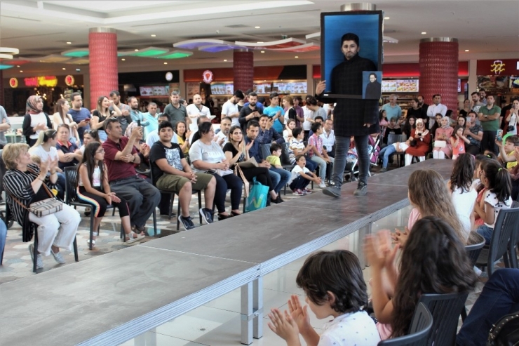 Van’da Ünlü Ressamların İkonik Tabloları Sergilendi