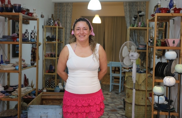 Babakale Köyünün Tek Seramikçisi