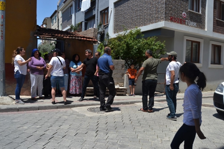 Sokaktaki Çocukların Oyununa Kızan Mahalle Magandası Dehşet Saçtı