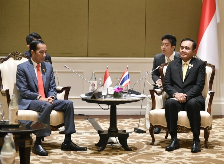 Güneydoğu Asya Liderleri Bangkok’ta Bir Araya Geldi