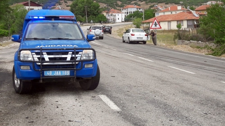 Fethiye - Antalya Karayolunda Zincirleme Trafik Kazası: 9 Yaralı