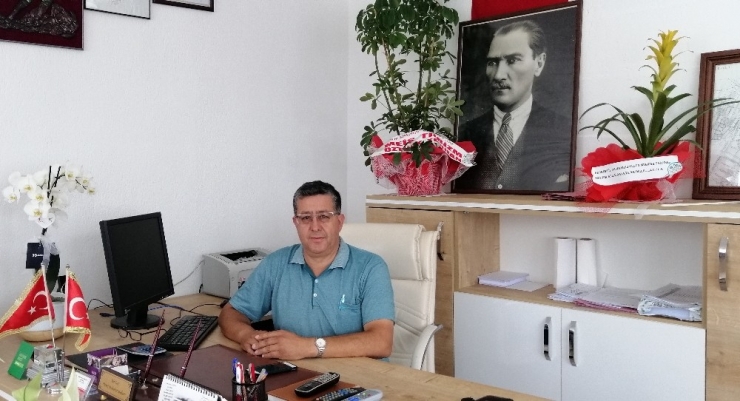 Burhaniyeli Muhtar Hizmeti Ayağa Götürdü