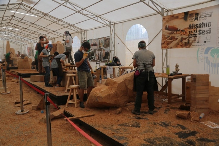 Odunpazarı Meydanında Ahşap Festivali