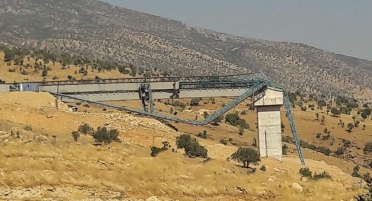 Siirt’te Köprü Yapımında Kullanılan Vinç Devrildi: 1 Yaralı