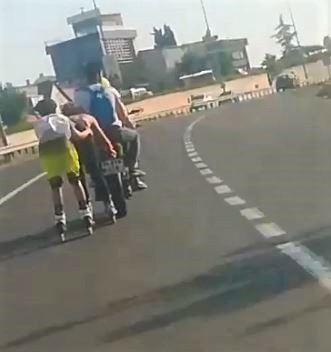 Çocukların Tehlikeli Yolculuğu Kamerada