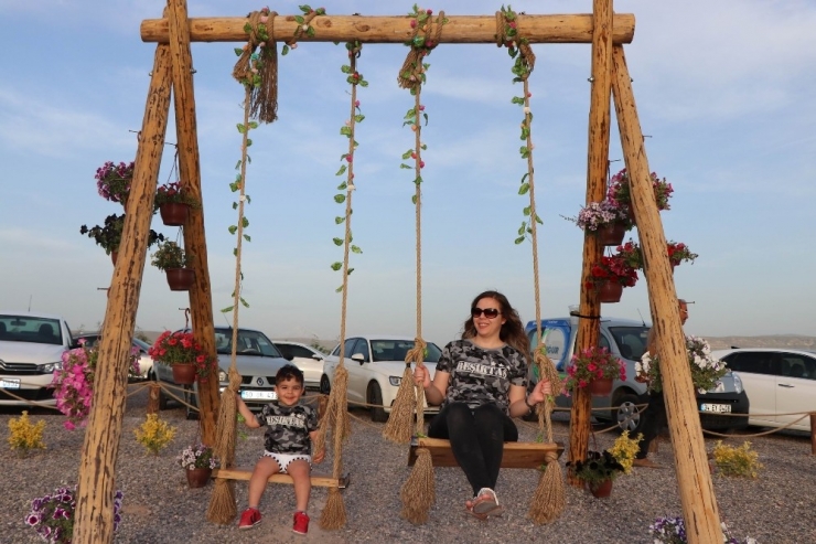 Kapadokya’da Doğa Harikası ’Gün Batımı’