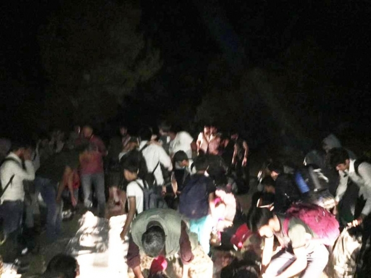 Ayvalık’ta Polisten Nefes Kesen Mülteci Operasyonu