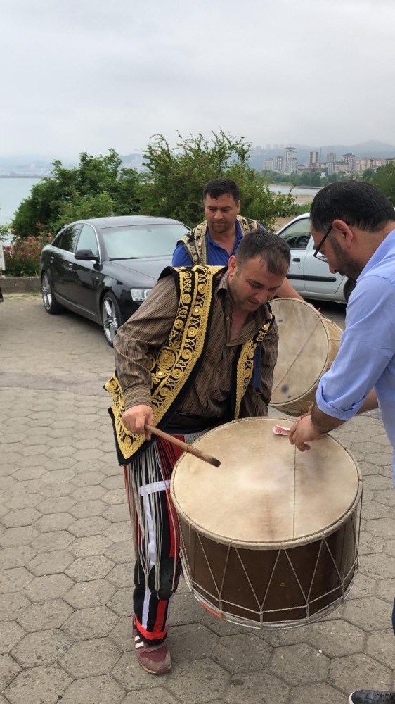 Davul-zurna Düğünlerin Vazgeçilmezi