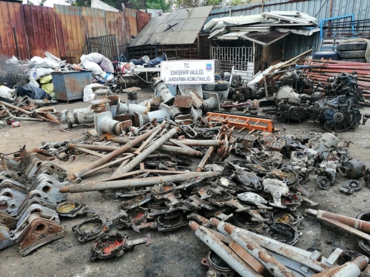 Tcdd’ye Ait 700 Bin Değerinde Tren Parçası Çalan Şahıslar Yakalandı