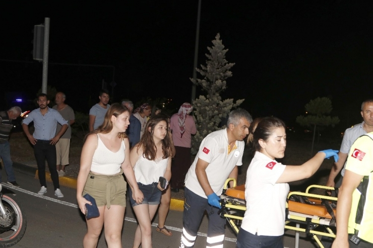 Fethiye’de İki Otomobil Çarpıştı: 7 Yaralı