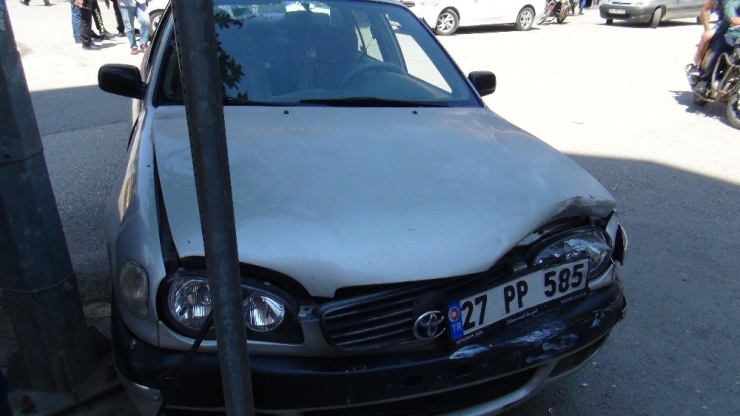 İki Otomobilin Çarpışması Sonucu Bir Bebek Yaralandı