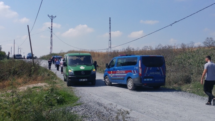 Arnavutköy’de Oy Kullanmaktan Dönen Aile Kaza Yaptı: 1 Ölü, 1 Yaralı